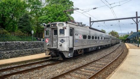 SEPTA Silverliner at Chestnut Hill East