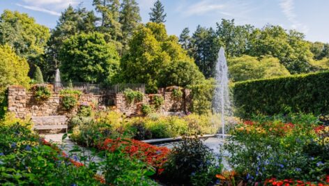 longwood garden and a fountain