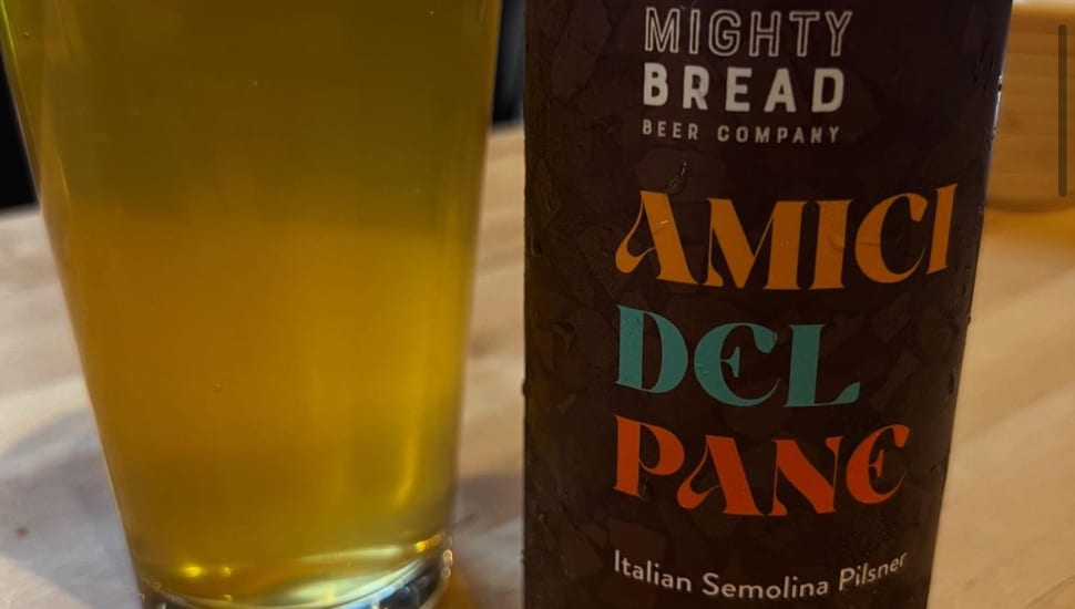 A pint of Amici del Pane from Mighty Bread Beer Company.