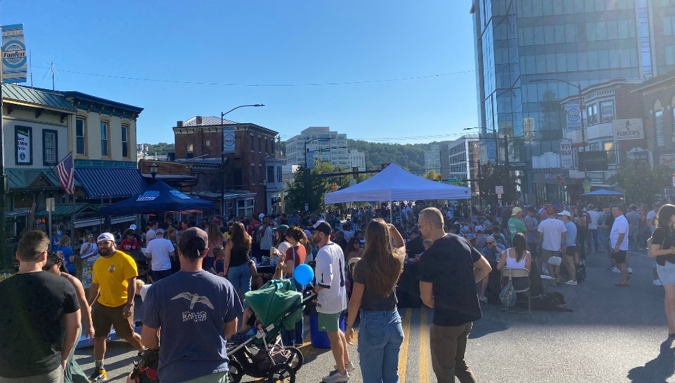 Neighbors walking the Conshohocken FunFest