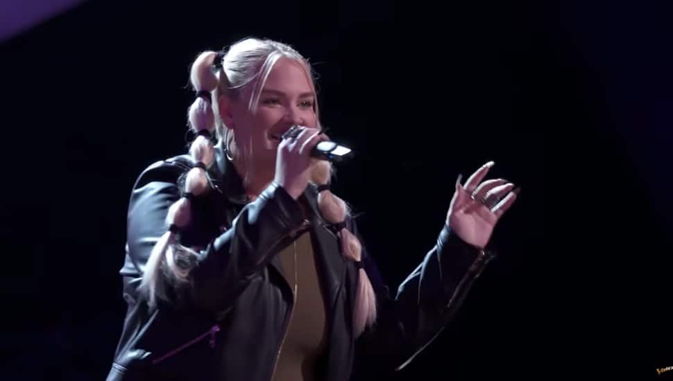 Gabrielle Zabosky performing on The Voice.