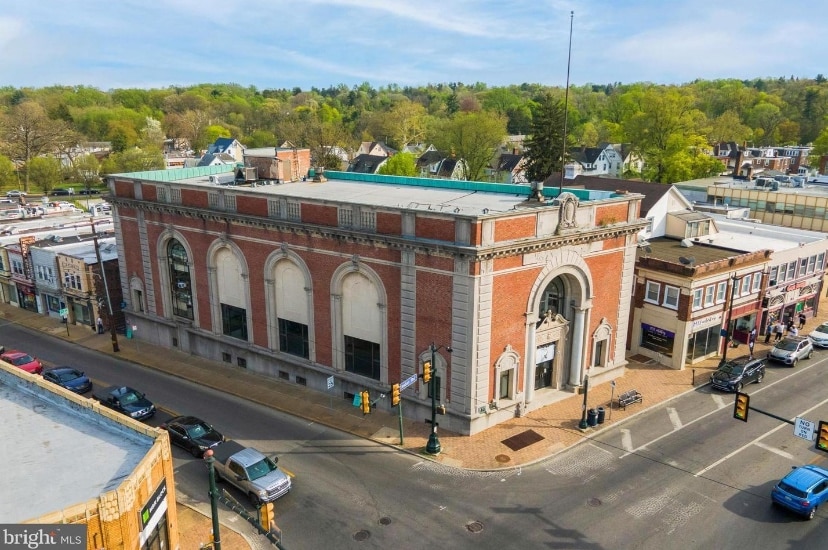 PNC bank, home to the new House of Magic in Glenside.