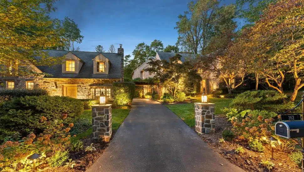 Front View of 262 Curwen Rd in Bryn Mawr