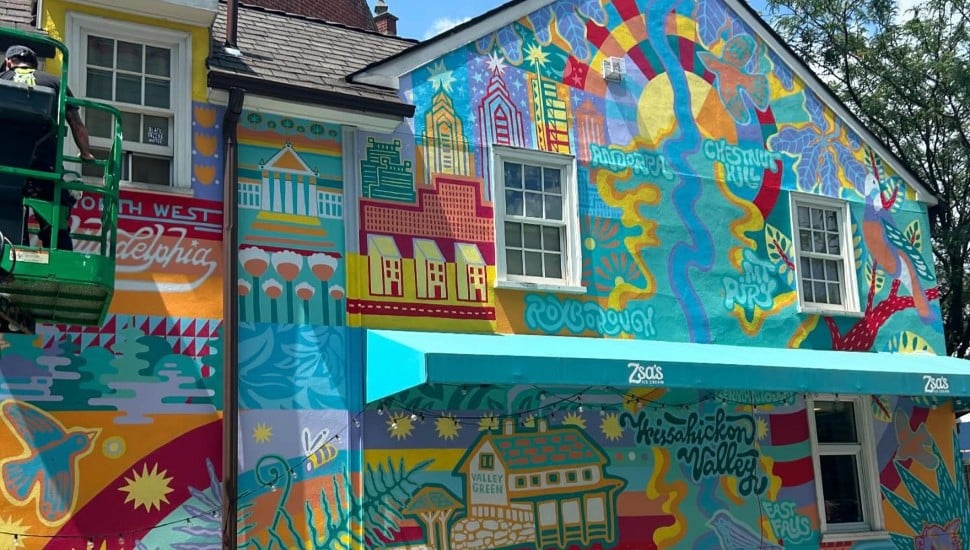 Zsa's Ice Cream building.