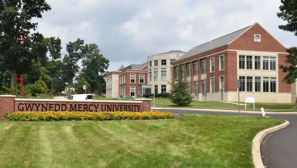 College campus welcome wall.