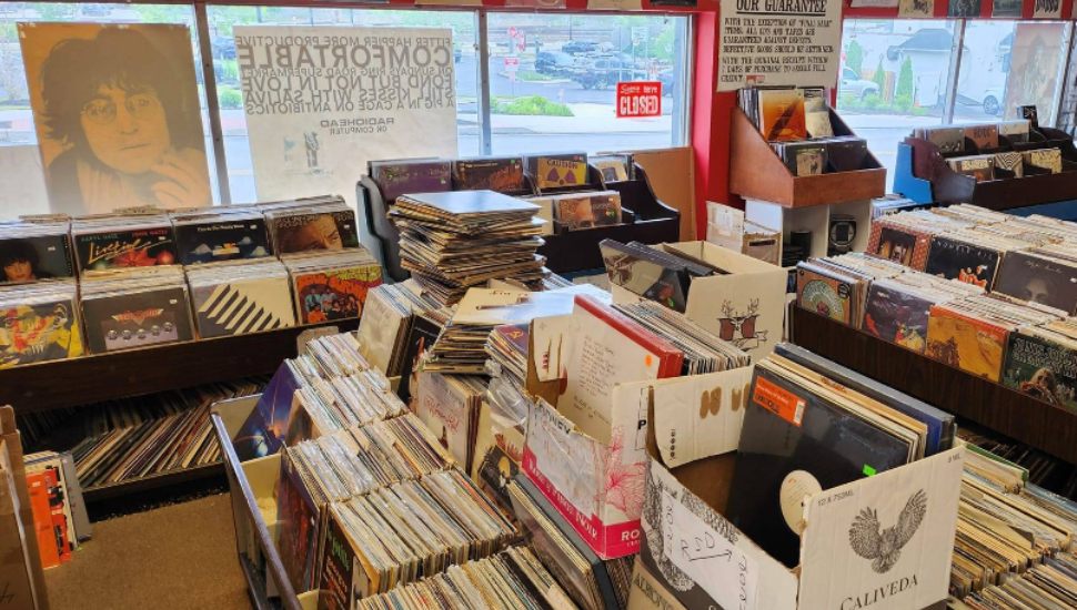Inside the Shady Dog Record and Disc Exchange.