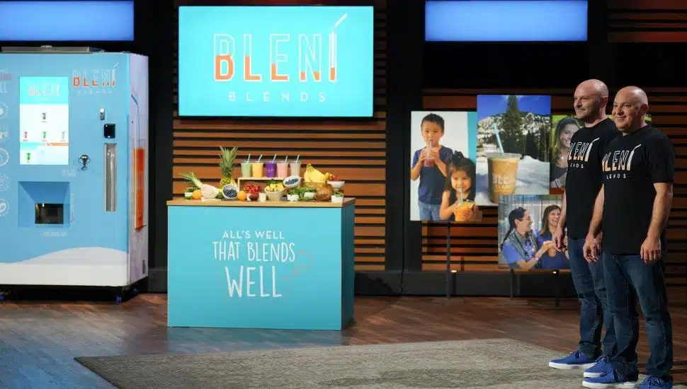 Bleni Blend's Stuart and Peter Shapiro on the set of Shark Tank.