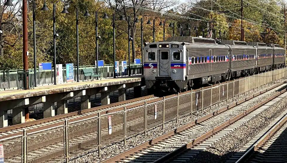 SEPTA Train pulling into the Wayne station