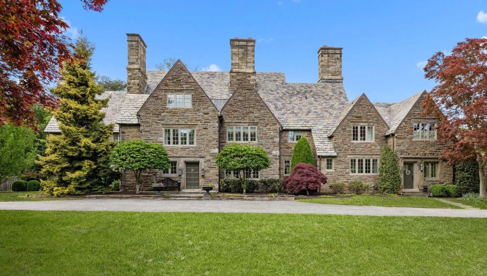 1182 Wrack Road, Abington.