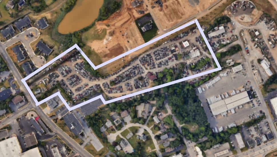 Aerial view of 150 E. Dekalb Pike.