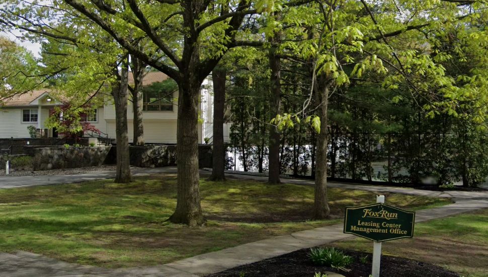 A view of Fox Run Apartments from outside.