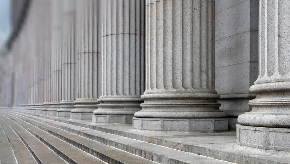 Steps leading up to a courthouse.