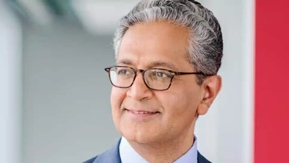 Salim Ramji headshot.