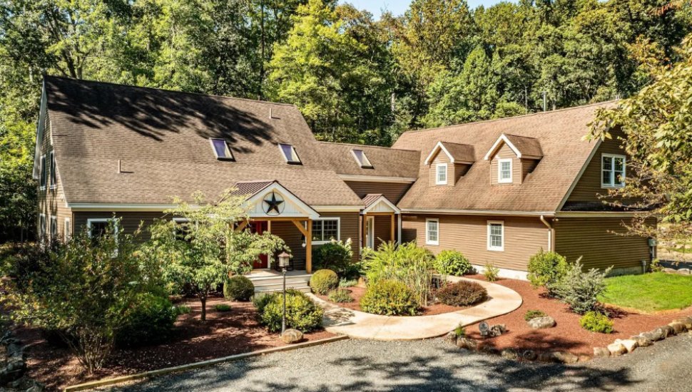 661 Henning Road, Perkiomenville.