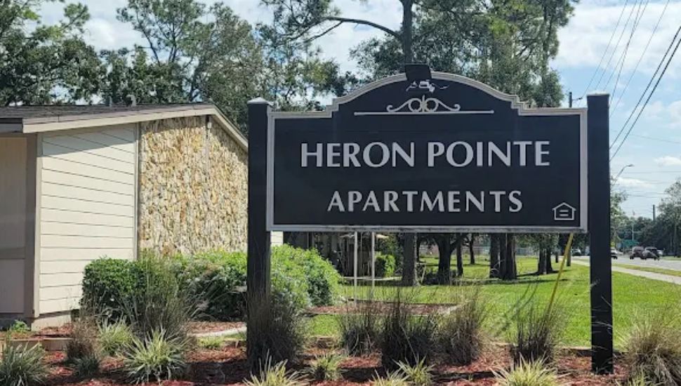 The marquee of Heron Pointe Apartments in Jacksonville, Florida.