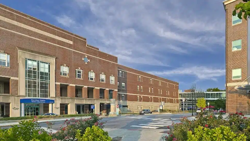 The exterior of Bryn Mawr Hospital.