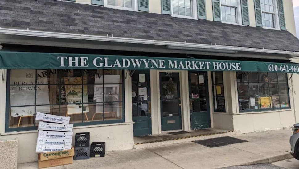 The facade of the Gladwyne Market.