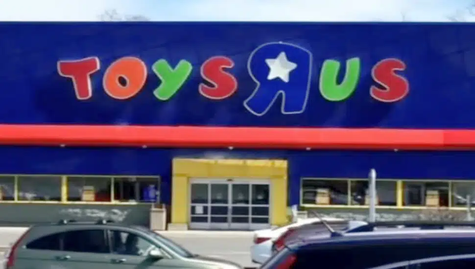 The facade of a Toys "R" Us store.