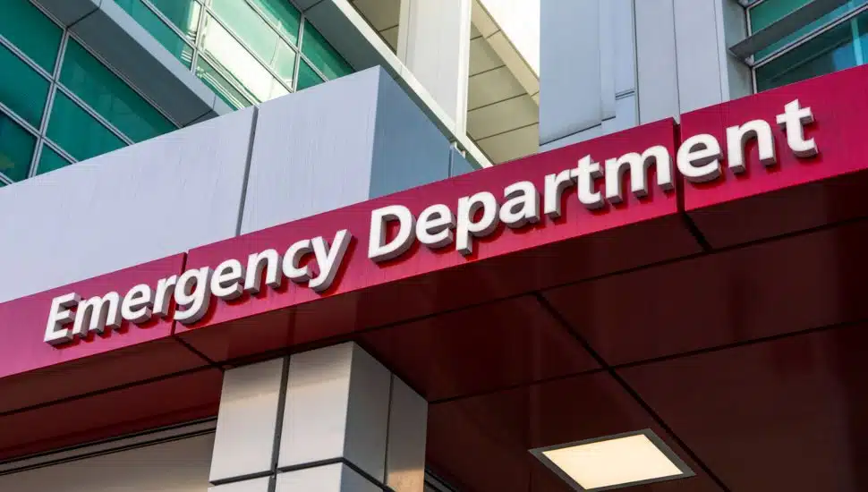 A sign above the entrance to an Emergency Department at a hospital.