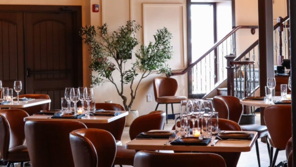 The Neos Americana dining room.