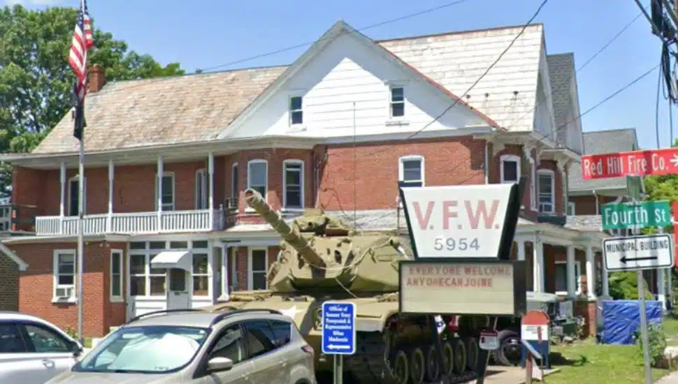 The facade of the Red Hill VFW.