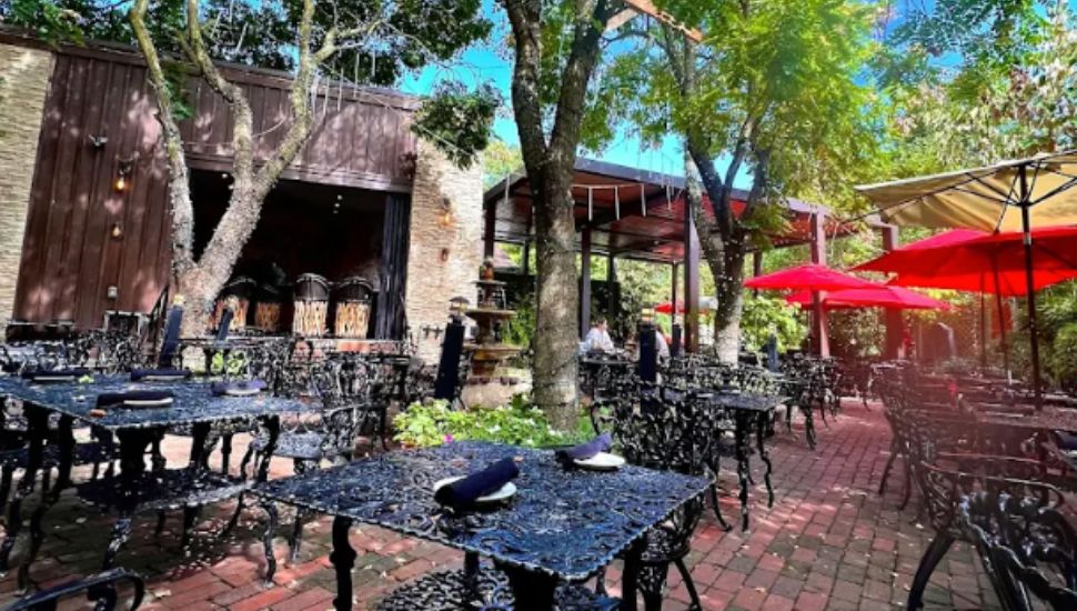 Coyote Crossing's outdoor dining in Conshohocken.