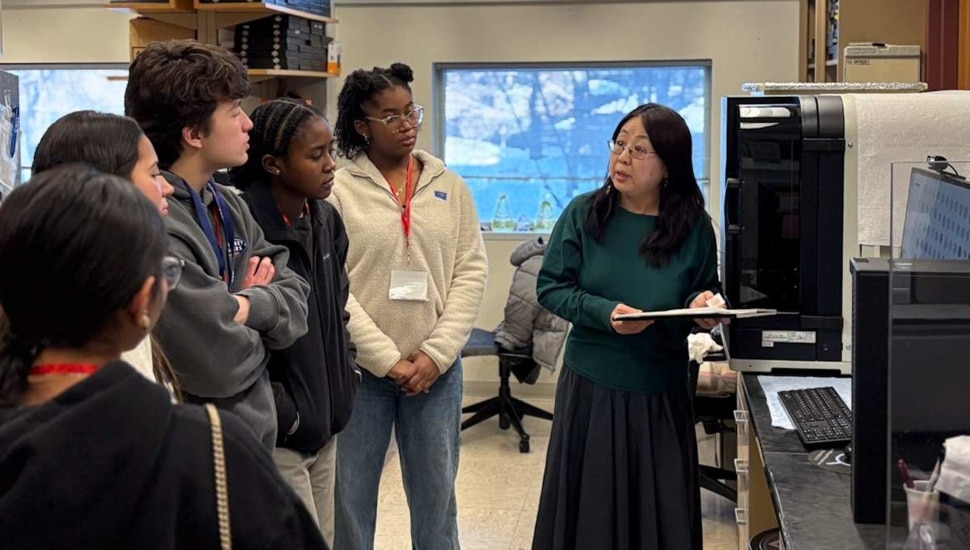 High school students enjoy experiential learning alongside a professional.